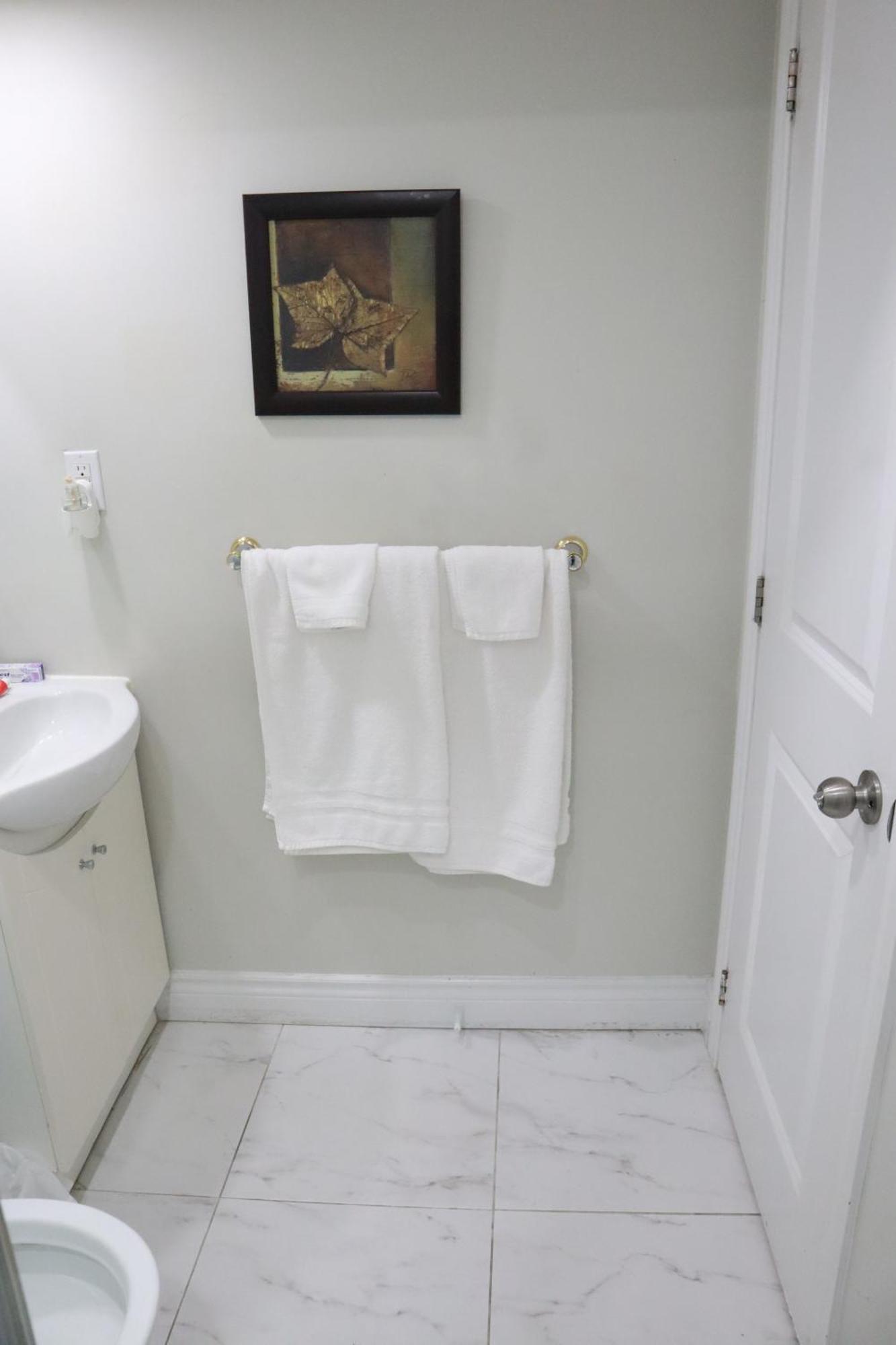 Stunning Furnished 2Bedroom/2Washroom Apartment Brampton Exterior photo