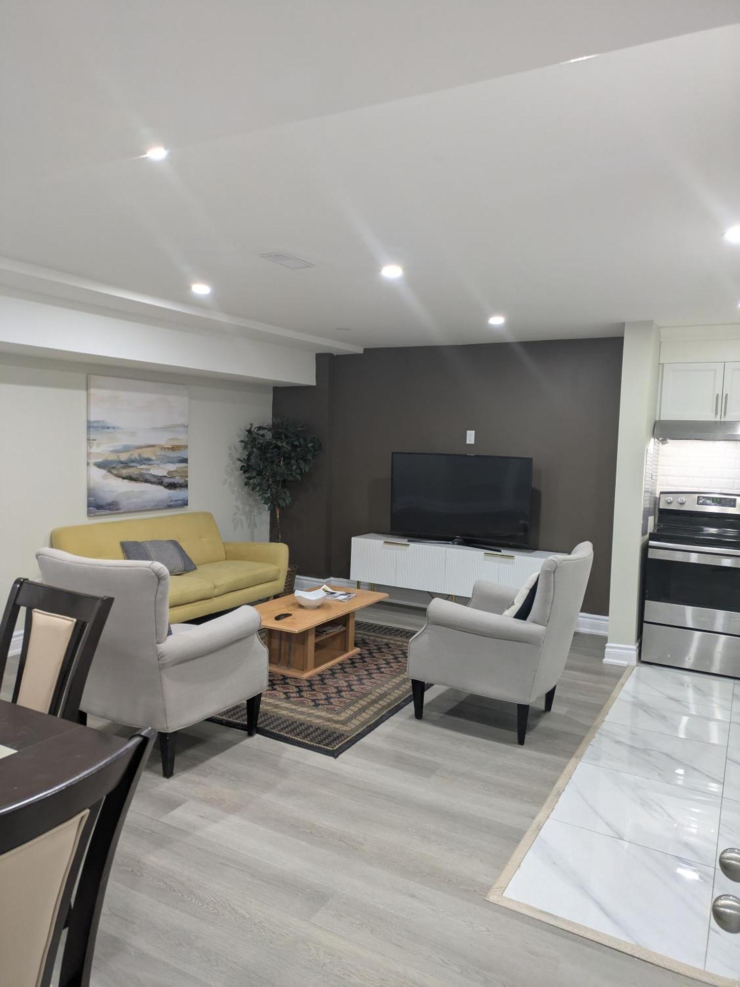 Stunning Furnished 2Bedroom/2Washroom Apartment Brampton Exterior photo